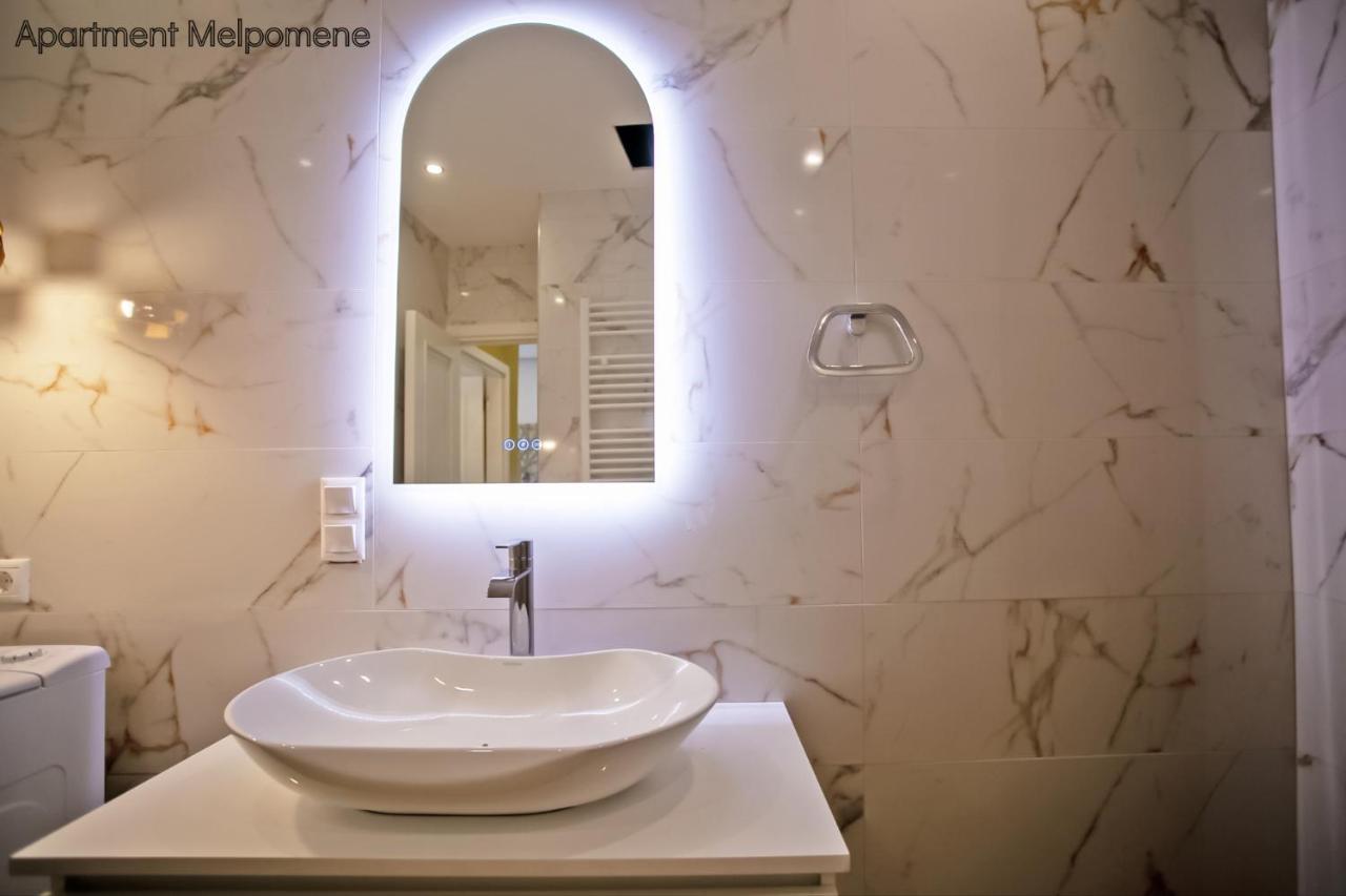 Polymnia & Melpomene By Heloni Apartments Athens Exterior photo