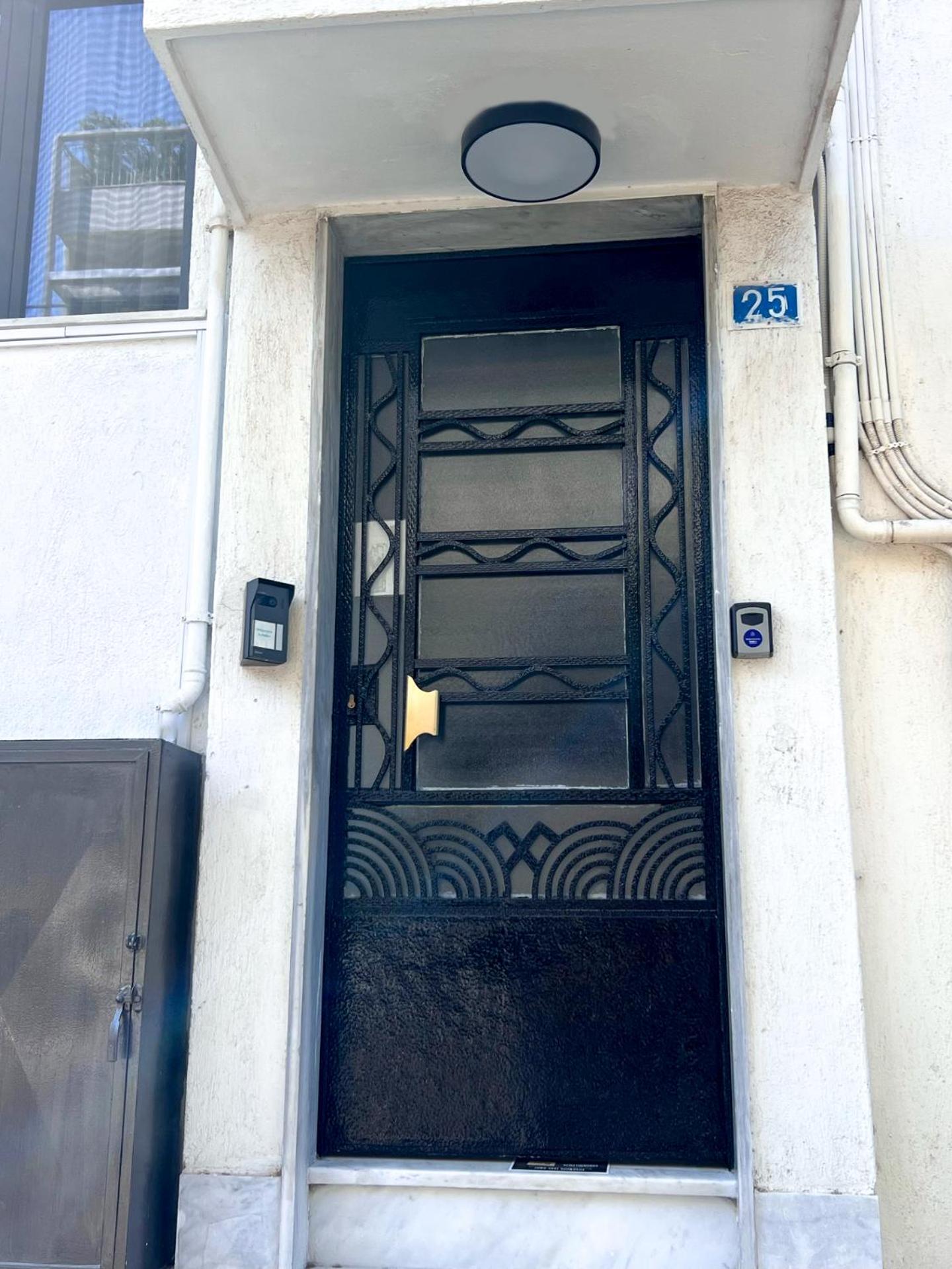 Polymnia & Melpomene By Heloni Apartments Athens Exterior photo